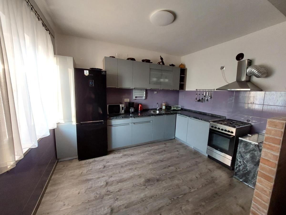 Apartment Denis Senj  Eksteriør bilde
