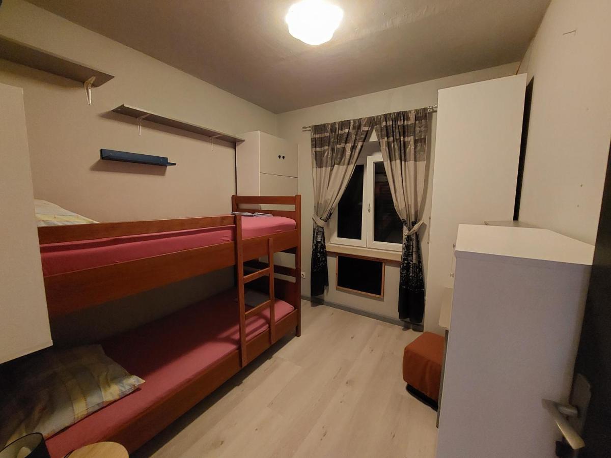 Apartment Denis Senj  Eksteriør bilde